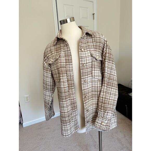 Forever 21 brown/cream plaid oversized shacket w/ pearl buttons, size Small - Picture 2 of 9